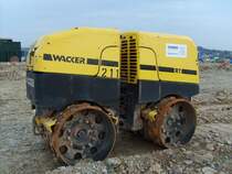 Wacker RT Grabenwalze am 18.04.2008 in der Nähe von Wincheringen