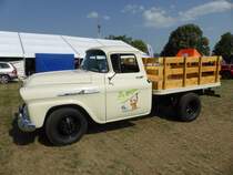 Chevrolet Apache auf dem US-Car-Treffen in Stadtbredimus (Lux.) am 05.07.2015