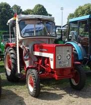 IHC 353, gesehen bei der Oldtimerausstellung in Gudensberg, Juli 2015