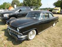 Ein mir leider völlig unbekanntes Fahrzeug auf dem US-Car-Treffen in Stadtbredimus (Lux.) am 05.07.2015