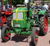 Deutz, gesehen bei der Oldtimerausstellung der  Alten Zylinder  Hilders im Juni 2015