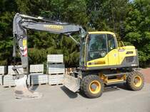 Volvo EW 140D (Baujahr 2014, zul. Gesamtgewicht 16.850 kg, Leistung 105 kW) am 05.07.2015 in Oberemmel