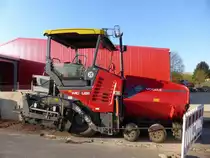 Vögele Super 1803-3i am 19.04.2015 in Konz-Könen