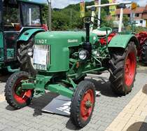Fendt L24, gesehen bei der Oldtimerausstellung der  Alten Zylinder  Hilders im Juni 2015