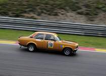 Mitzieher der Nr.118 Christian Schier auf Opel Ascona A, YT Rennen 1 beim Youngtimer Festival Spa am 19.7.2015