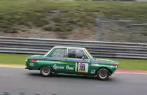 Mitzieher der Nr.119 Roland Portmann aus Egg bei Zürich auf BMW 2002 ti, YT Rennen 1 beim Youngtimer Festival Spa am 19.7.2015