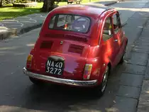 Heckansicht eines Fiat 500 L. 1965 - 1972. Ischia-Porto am 18.07.2015.