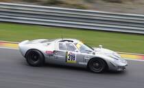Startnummer 318 Ford GT 40, mitgezogen wärend des YT Rennen 2 beim Youngtimer Festival Spa am 19.7.2015