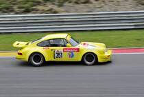 Startnummer 351 Porsche Carrera RS, mitgezogen wärend des YT Rennen 2 beim Youngtimer Festival Spa am 19.7.2015
