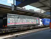 MAN TGX am 25.07.15 in Basel SBB auf einer Rollenden Landstraße