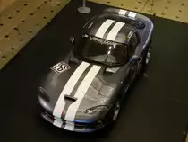 Dodge Viper Venom 550 - am 25.07.2015 im EKZ  Nova Eventis  in Leuna OT Günthersdorf.