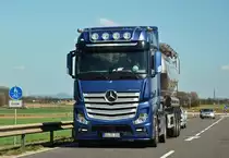 MB Actros mit Siloauflieger bei Euskirchen - 15.04.2015