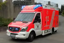 Rettungswagen (RTW) des kommunalen Rettungsdienst der Stadt Nettetal, auf Basis eines Mercedes-Benz Sprinter 519 CDI mit einem medizintechnischen Aus- und Aufbau durch die Firma Gute-Sonderfahrzeuge (GSF)

Technische Daten:

Mercedes-Benz Sprinter 519 CDI
Ausbau durch die Firma GSF
Automatikgetriebe
Ausstattung:

Fahrtrage der Firma Ferno
EKG/Defibrillator Corpuls C3
Beatmungsgerät Weinman Medumat Standard
Spritzenpumpe Fresenius Injektomat c-IS
Absaugpumpe Weinmann Accuvac Rescue
Notfallkoffer für Erwachsene
Notfallkoffer für Kinder
Schaufeltrage und Spineboard
Vakuummatratze und KED-System
Danke der Rettungswache Nettetal für den spontanen Foto Termin

Zwecks Fototermin am 24.07.2015 in Nettetal aufgenommen worden