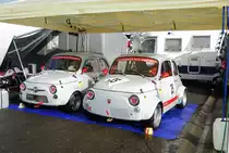 2 Fiat Abarth. Morgens um 8.30Uhr im Fahrerlager beim Youngtimer Festival Spa am 19.7.2015 - Kampf der Zwerge