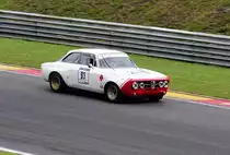 Nr.93 Alfa Romeo GTAM, Bj.1968, mitgezogen beim Dunlop FHR Langstreckencup, Youngtimer Festival Spa am 19.7.2015