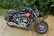 . Suzuki Marauder, gesehen auf einem Parkplatz am 26.07.2015. 