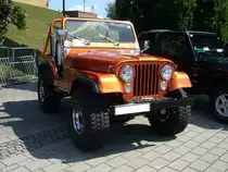 AMC (A merican M otors C orporation) Jeep CJ 5 des Modelljahres 1978. US-Fahrzeugtreffen am 26.07.2015 in Oberhausen.