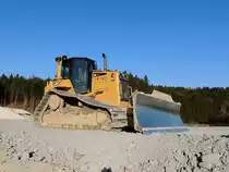 CATerpillar D6N-LGP; bei einer kleinen Pause; 150415