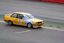 BMW 325i E30,wärend des Hankook Cup- und Tourenwagen Trophy Rennen, im Rahmen des Youngtimer Festival Spa am 19.7.2015