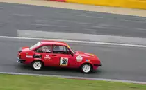 Startnummer 30, Ford Escort, mitgezogen wärend des YT Rennen 1, beim Youngtimer Festival Spa am 19.7.2015