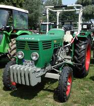 Deutz 4006, gesehen bei der Oldtimerausstellung in Gudensberg, Juli 2015