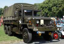 ehem. LKW der US-Streitkräfte war bei der Oldtimerausstellung in Gudensberg, Juli 2015