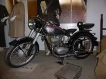 Rabeneick Motorrad (Baujahr 1952) im Freilichtmuseum Roscheider Hof am 12.08.2015