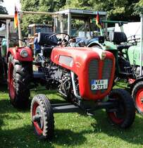 Bautz 300, gesehen bei der Oldtimerausstellung in Gudensberg, Juli 2015