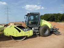 Hamm H 13i, eingesetzt bei Arbeiten an der Umgehungsstraße Konz-Könen (05.07.2015)