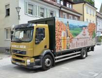 Volvo 26 C Lkw von Herle Bier das Bier von hier in Isny  am 24.06.15.