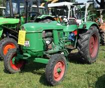 Deutz D30, gesehen bei der Oldtimerausstellung in Gudensberg, Juli 2015