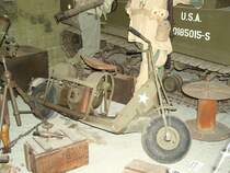 Cushman Scooter im Museum Poteau 44, 13.08.2005