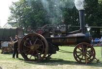 Dampftraktor Fowler, Magdeburg, gesehen bei der Oldtimerausstellung in Gudensberg, Juli 2015
