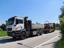 MAN TGS33.440 mit Tiefladehänger auf der B143; 150805