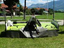 Claas Corto Frontmähwerk am 05.08.15 im Allgäu