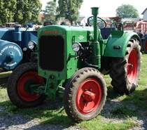 Deutz steht bei der Oldtimerausstellung in Gudensberg, Juli 2015