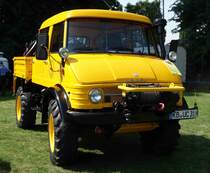 Unimog gesehen bei der Oldtimerausstellung in Gudensberg, Juli 2015
