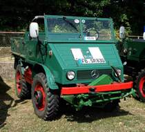 Unimog gesehen bei der Oldtimerausstellung in Gudensberg, Juli 2015