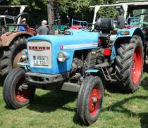 Eicher steht bei der Oldtimerausstellung in Gudensberg im Juli 2015