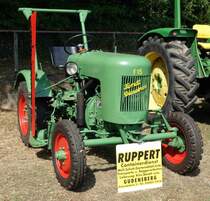 Fendt F 15 steht bei der Oldtimerausstellung in Gudensberg im Juli 2015
