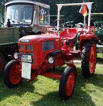 Fahr D 88 von den Schlepperfreunden Wolfhagen, präsentiert bei der Oldieausstellung in Gudensberg im Juli 2015 