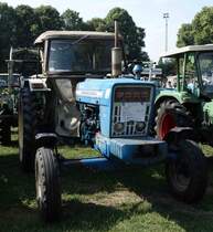 Ford 5000, gesehen in Gudensberg anl. Oldtimerpräsentation im Juli 2015