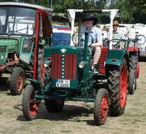 Hanomag R 16 rollt zu seinem Standplatz bei der Oldtimerausstellung in Gudensberg, Juli 2015 