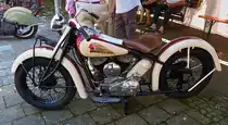 . Indian Chief (ex Militärmotorrad) Bj 1939, 1200cccm, 9 Ps mit 2 Zylinder, ausgestellt in Mondorf am 30.08.2015.