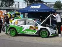 Skoda Fabia R5 (Jan Kopecky / Pavel Dresler) im Servicepark der Deutschland-Rallye, 23.08.2015