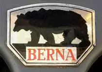 BERNA, Firmenschild an einem Odltimer-LKW der Firma aus Bern/Schweiz, die 1902 gegr�ndete Firma baute LKW und Busse, 1987 wurde, die zuvor von Saurer/Schweiz �bernommen Produktion von Fahrzeugen eingestellt, Sept.2015