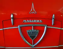 Magirus Faun, Logo und Schriftzug an der Front eines Oldtimer-Feuerwehrautos aus den 1960er Jahren, Sept.2015