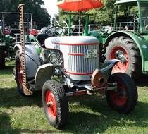 LHS 25 von LINKE-HOFMANN-BUSCH aus Braunschweig, Bj. 1950, 22 PS, Typ 515, steht bei der Oldtimerausstellung in Gudensberg im Juli 2015