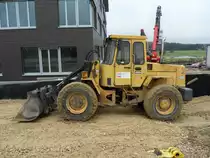 Volvo BM L 30 am 08.11.2009 auf einer Baustelle in der Nähe von Strassen (Lux.)