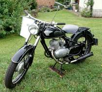 Ardie BD 175, ausgestellt beim Ortsjubiläum 850 Jahre Hofaschenbach, Juli 2015